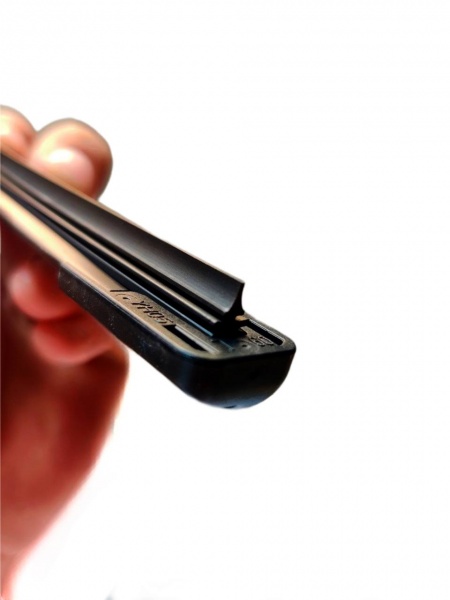 Щітка склоочисника TIMEAUTO безкаркасна 525 мм 1 шт.