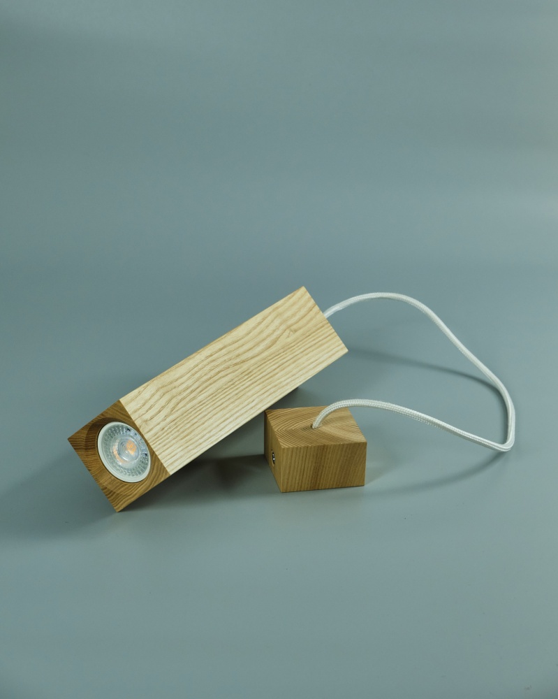 Подвес Iterna Cube P 1xGU10 дерево светлое LW040