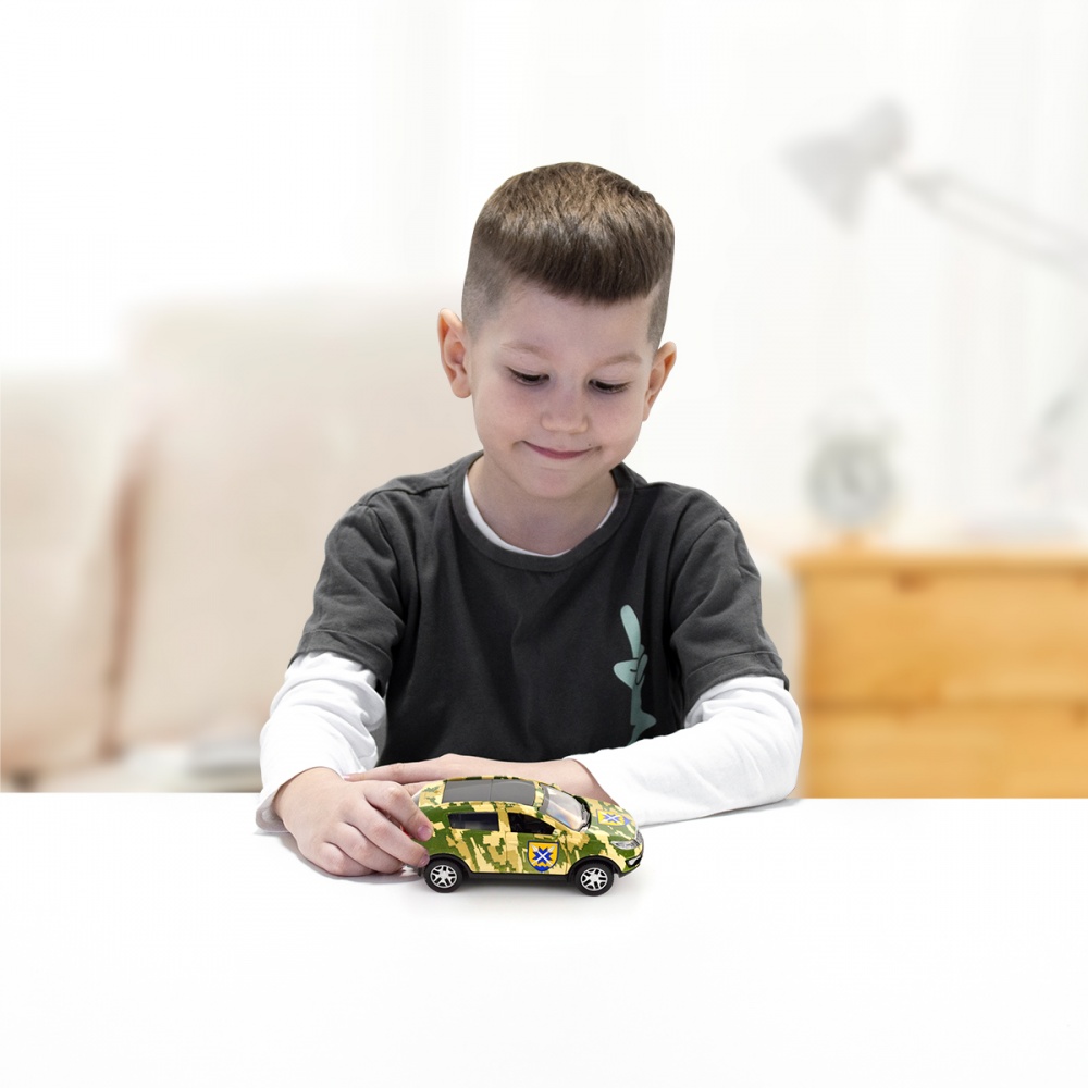 Автомодель TechnoDrive 1:32 серії Шеврони Героїв Kia Sportage R-56 ОМПБр 250362M