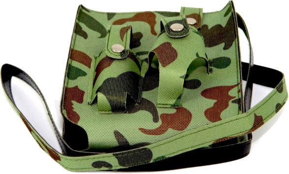 Фляга зі стопками в камуфльованому чохлі PT-18-B