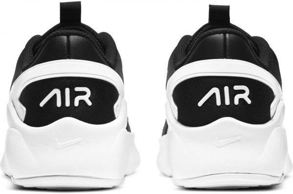 Кроссовки Nike Air Max Bolt CW1626-102 р.US 5,5Y белый