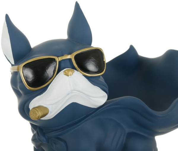 Статуэтка Супергерой 25х14х19 см голубая