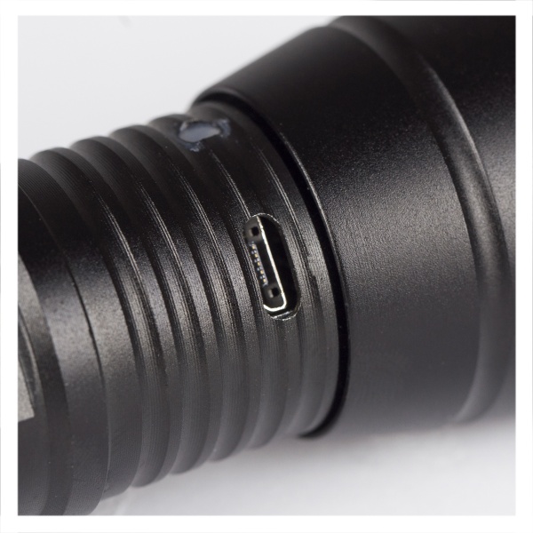 Фонарик Vayox VA0016 VA0016 черный