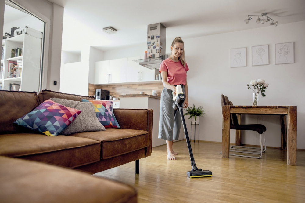 Пылесос аккумуляторный Karcher VC 4 Cordless my Home (1.198-630.0)