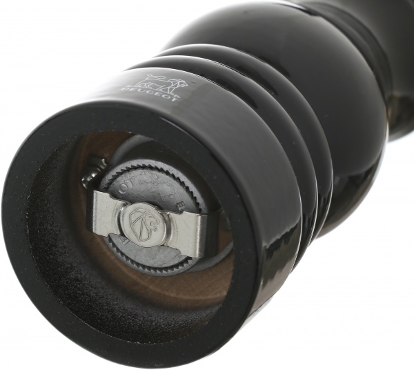 Мельница для перца Paris 18 см черная 1870418 Peugeot