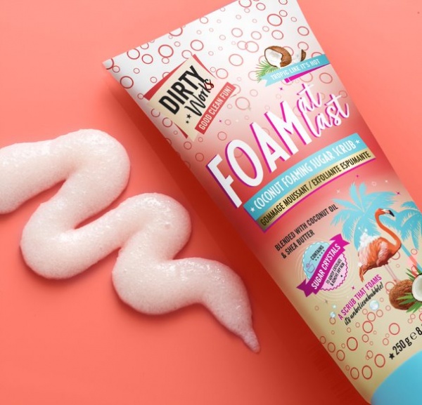 Скраб для тіла цукровий Dirty Works Foam At Last Coconut 250 г