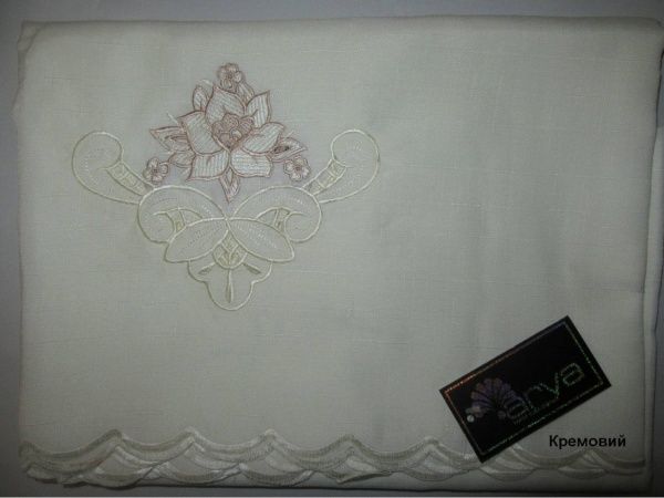 Скатерть Kayaoglu Пиколу Rose 160x220 см крем Arya 
