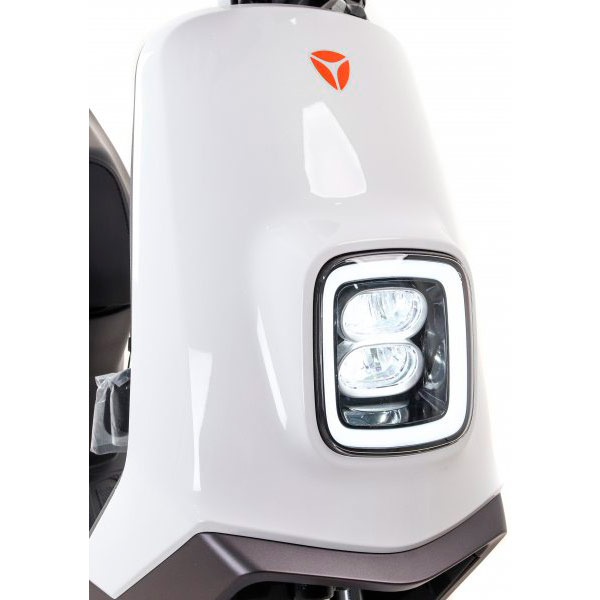 Электроскутер Yadea E3 white