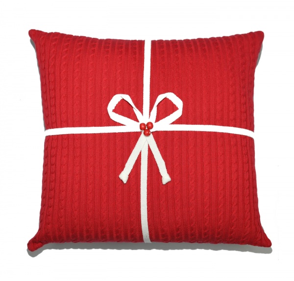 Подушка декоративная с бантом 45x45 см 1015 Красная Прованс 