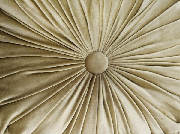 Подушка декоративна Раунд 40x40 см оливковий La Nuit 