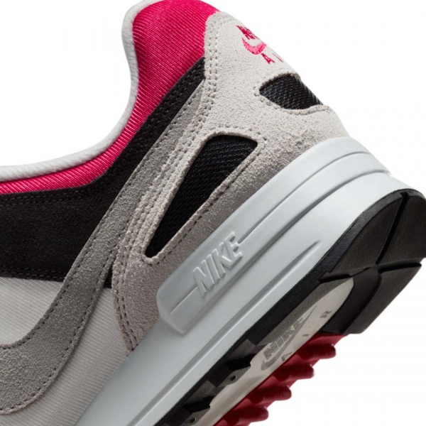 Кроссовки Nike FD3598-100 р.44 белый