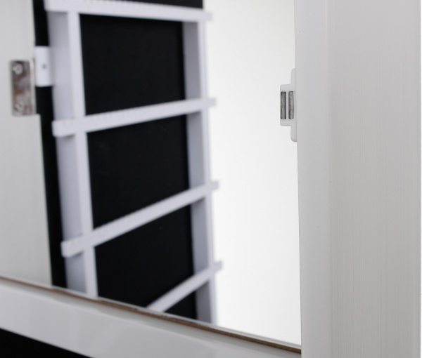 Підлогове дзеркало із секцією для зберігання аксесуарів M36A 3600x12300 мм білий 