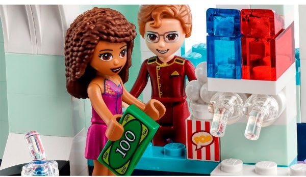 Конструктор LEGO Friends Кинотеатр в Хартлейк-Сити 41448