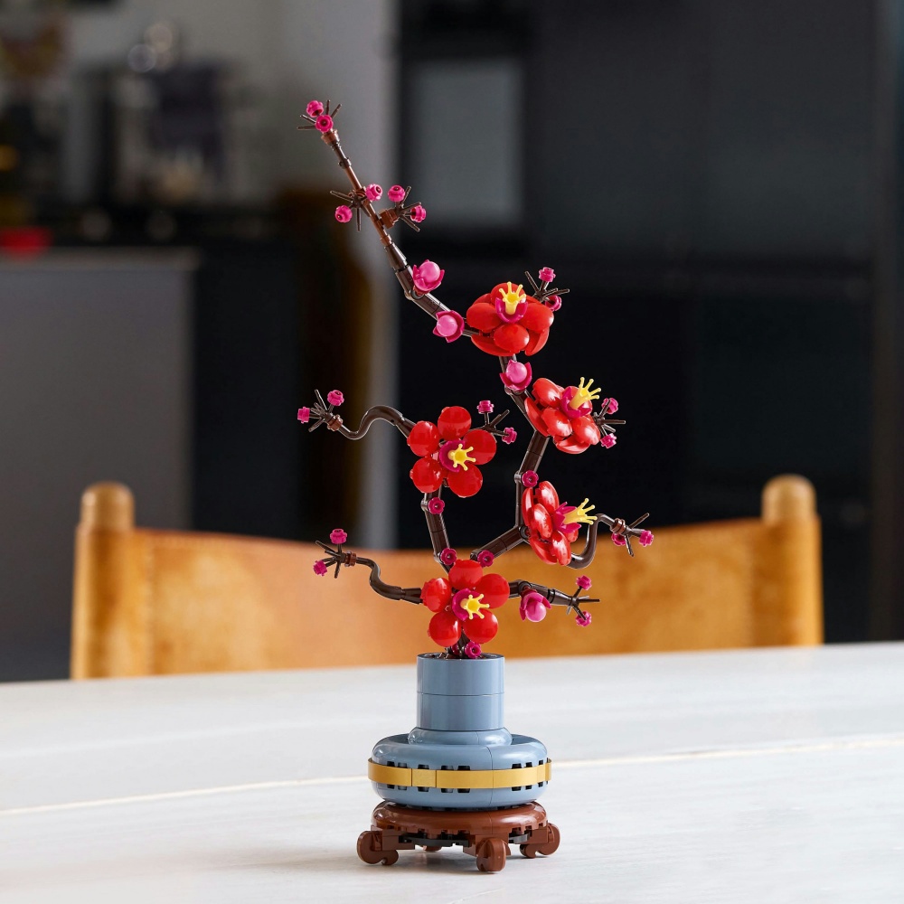 Конструктор LEGO Icons Сливовий цвіт 10369