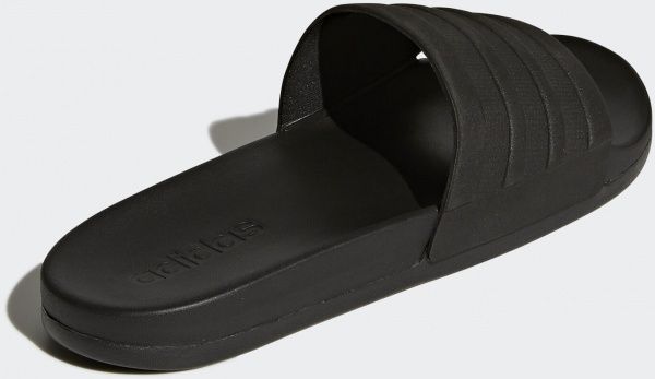 Шльопанці Adidas ADILETTE COMFORT S82137 р. UK 9
