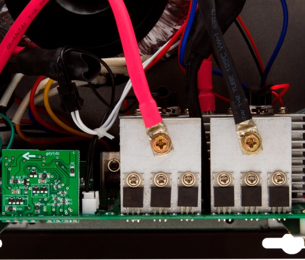 Джерело безперебійного живлення (ДБЖ) LogicPower 4142