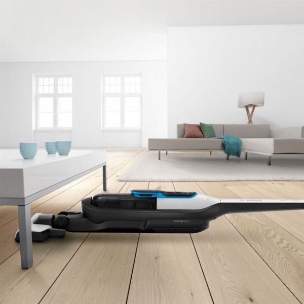 Пылесос Bosch BCH86SIL1 black/white 