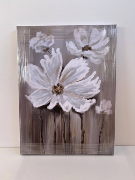 Репродукция Белые цветы 60x80 см Арт Фемелі 