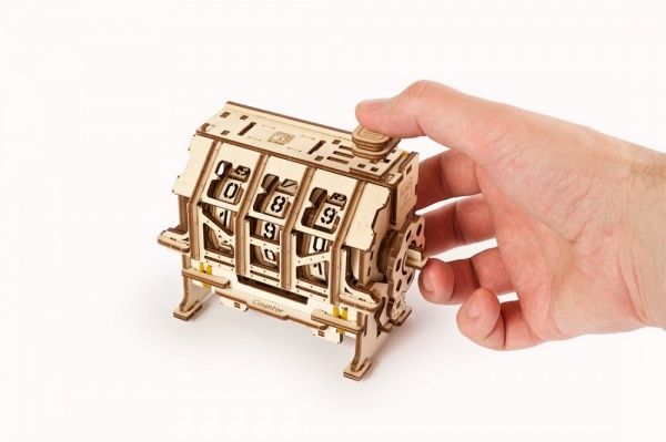 Деревянный 3D-конструктор UGEARS Счетчик