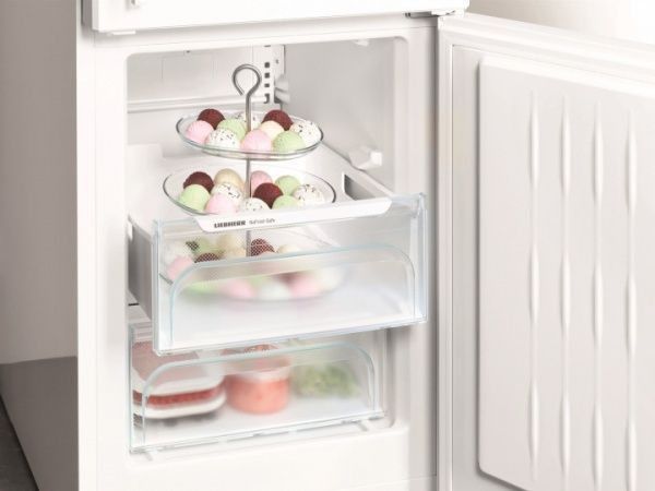 Холодильник Liebherr CN 5735