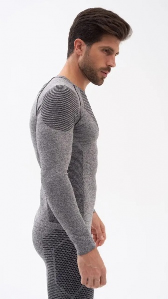 Комплект термобелья Avecs 70470 р.52-54 черный