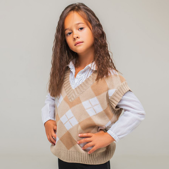 Жилет для дівчинки ART KNIT Ромб р.140 бежевий 