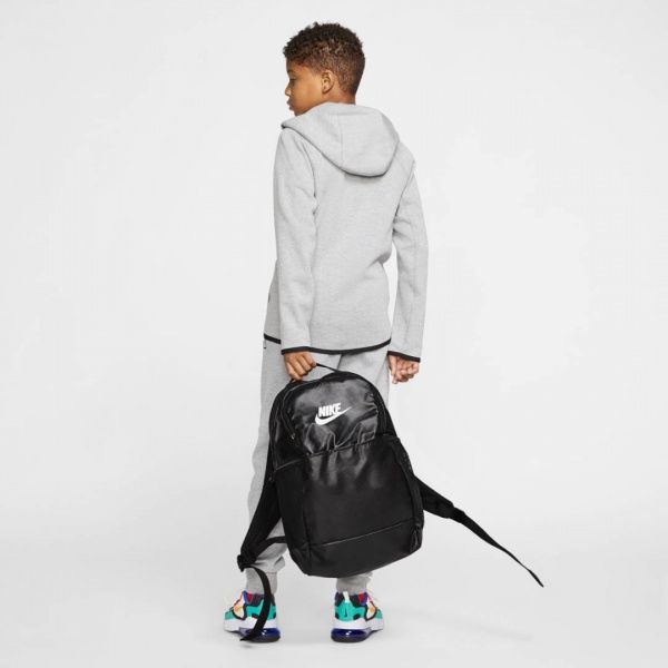 Рюкзак Nike NK BRSLA M BKPK-9.0 MTRL (24L) BA6124-013 черный