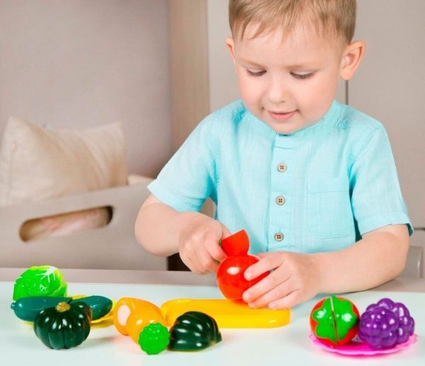 Ігровий набір Bebelino для різання фруктів та овочів 58080