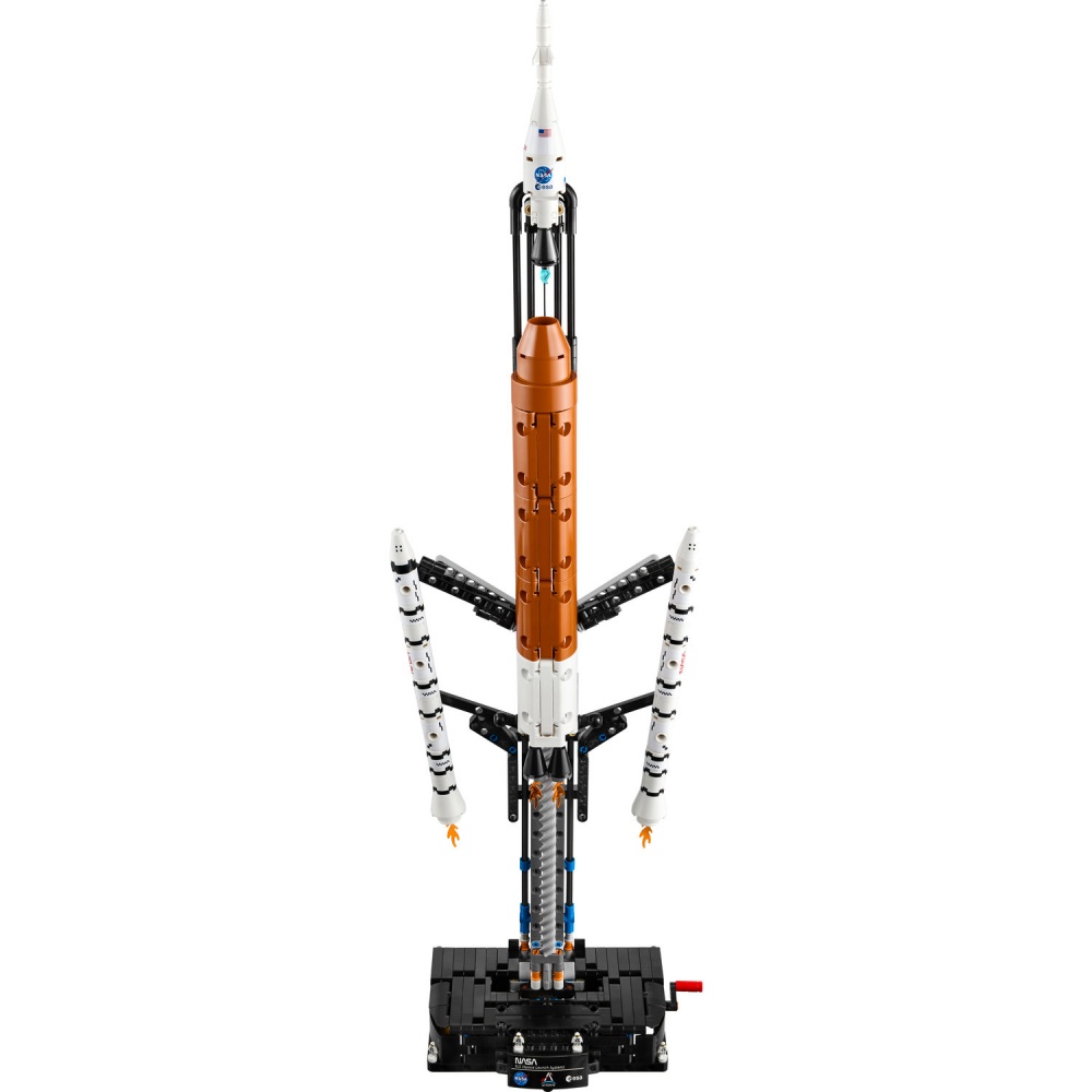 Конструктор LEGO Technic Ракета с системой космического запуска NASA Artemis 42221