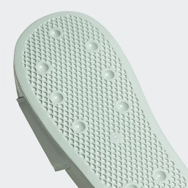 Шльопанці Adidas ADILETTE LITE W FU9136 р. UK 4 зелений
