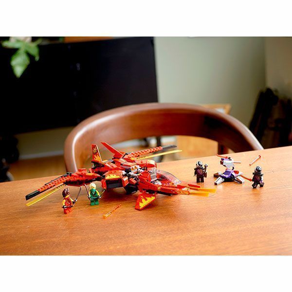 Конструктор LEGO Ninjago Винищувач Кая 71704