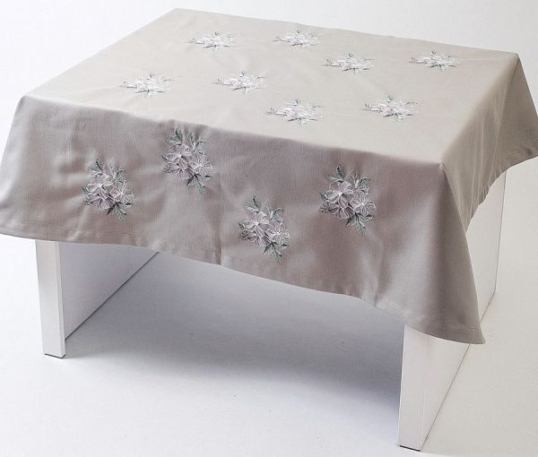 Скатерть «Весенний цвет» 456-17/00 140x240 см серый 