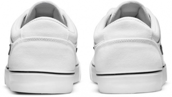 Кросівки Nike DM3494-100 р.44,5 білий