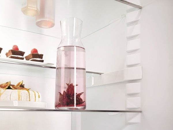 Холодильник Liebherr CBN 4835