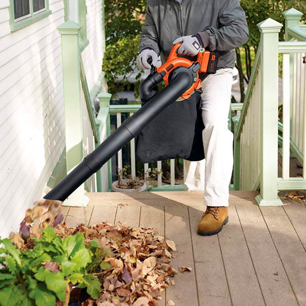 Пилосос садовий Black+Decker GWC3600L20