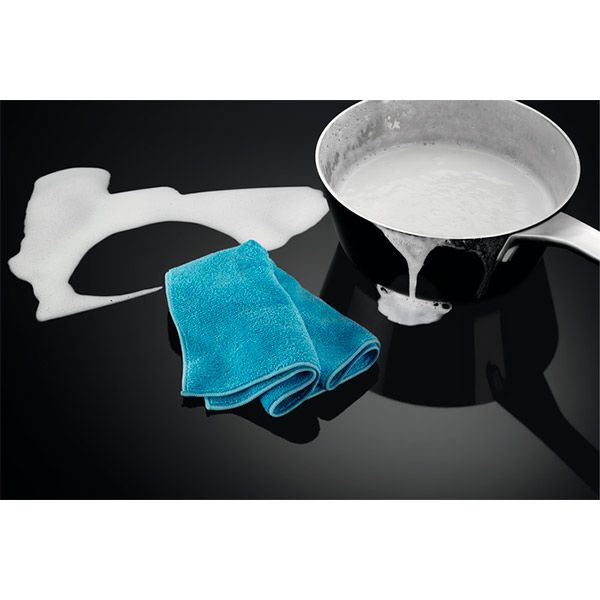 Варочная поверхность электрическая индукционная Electrolux IPE6463KI