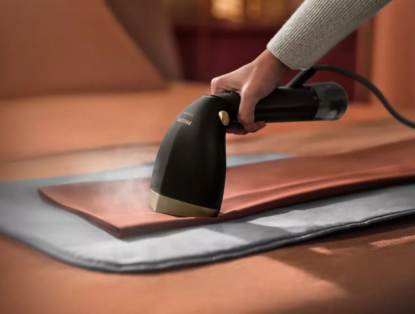 Отпариватель ручной Philips STH7060/80