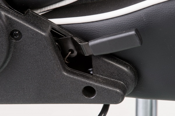 Кресло Special4You ExtremeRace E4732 черно-белый 