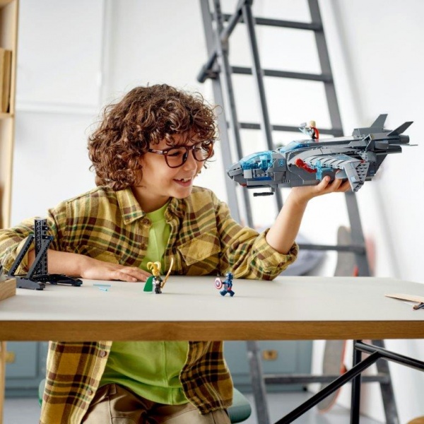 Конструктор LEGO Super Heroes Квинджет Мстителей 76248