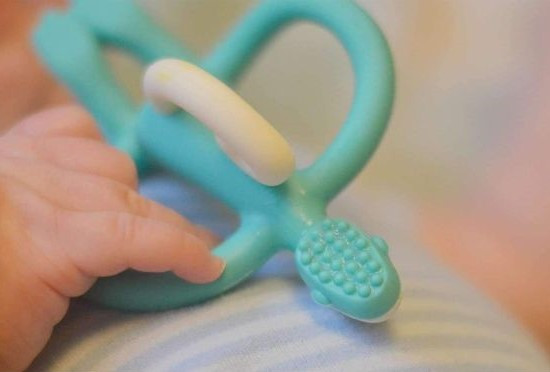 Прорізувач Matchstick Monkey Мавпочка зелена 10,5 см (MM-T-008)