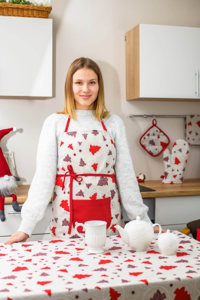 Скатерть Christmas tree 136x180 см бежево-красный Прованс 