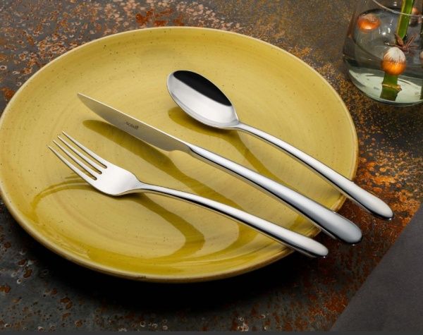 Набір столових приборів MONTREAL 24 предмети 03000549 Sola