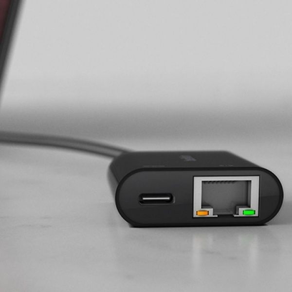 Belkin USB Type-C – RJ-45 чорний (INC001BTBK) USB-C - Ethernet 60W PD, black 