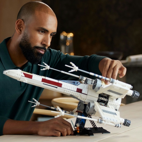 Конструктор LEGO Star Wars Истребитель X-Wing 75355