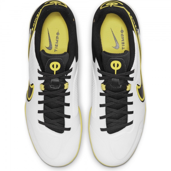Футзальная обувь Nike React Tiempo Legend 9 Pro IC DA1183-107 р.US 9,5 белый