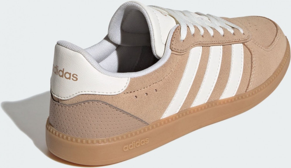 Кросівки жіночі Adidas BREAKNET SLEEK WARSAN/CWHITE/GUM3 IH1370 р.40 бежеві