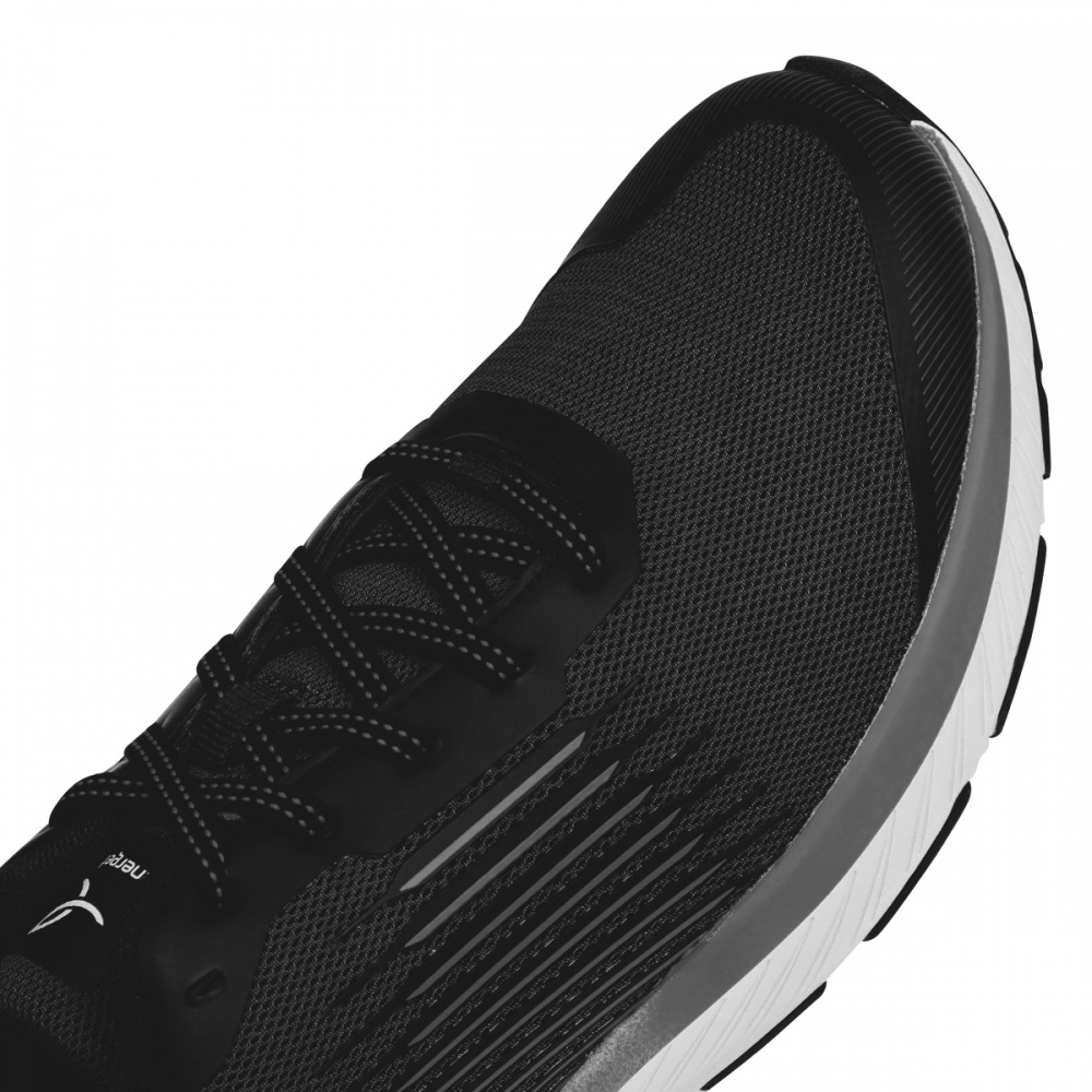 Кросівки чоловічі Energetics Elexir XIII M 427190-903050 р.46 чорні