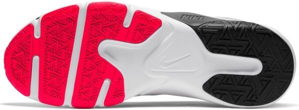 Кроссовки Nike LEGEND ESSENTIAL CD0443-005 р.US 12 черный с белым