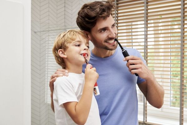 Насадки для электрической зубной щетки Oral-B Cross Action Black 4 шт.