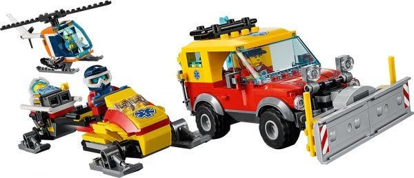Конструктор LEGO City Горнолыжный курорт 60203